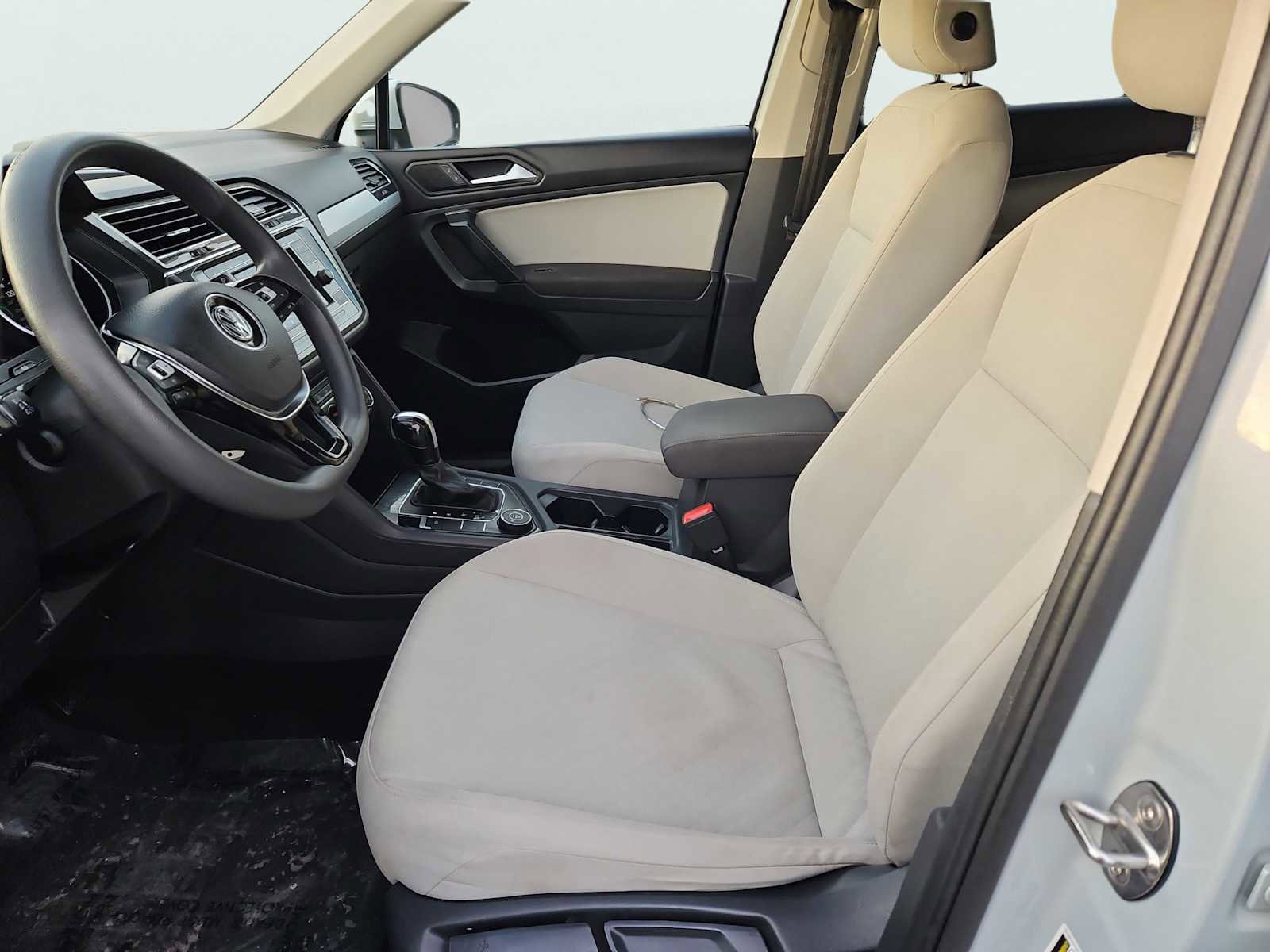 Used 2019 Volkswagen Tiguan S w/ Driver Assistance Package image 26