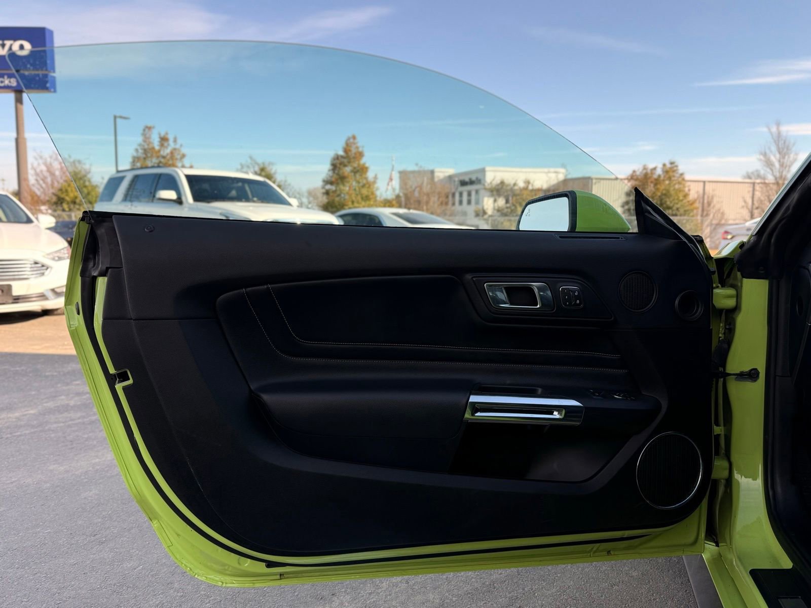 Used 2020 Ford Mustang GT Premium w/ Equipment Group 401A image 34