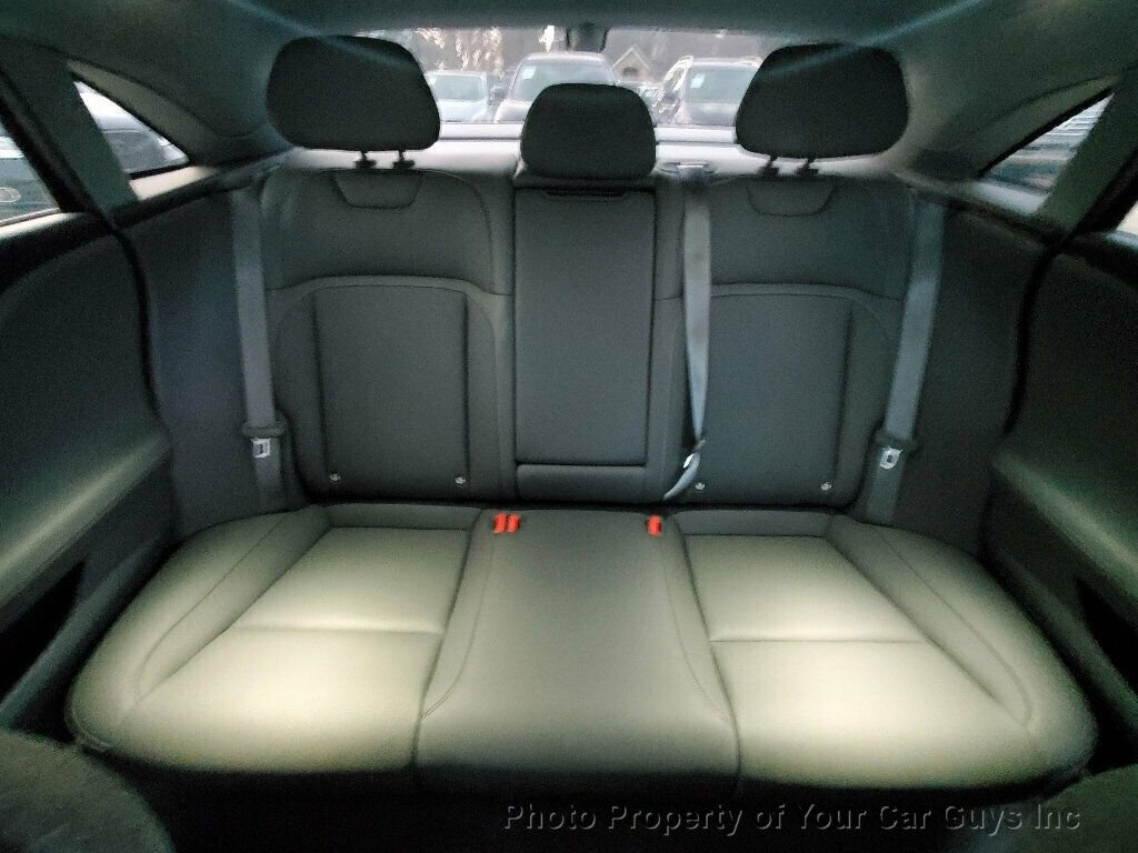 Used 2025 Lucid Air Pure image 36