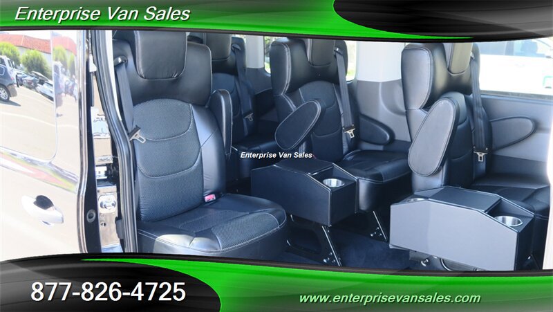 Used 2024 Ford Transit 350 XLT RWD image 19