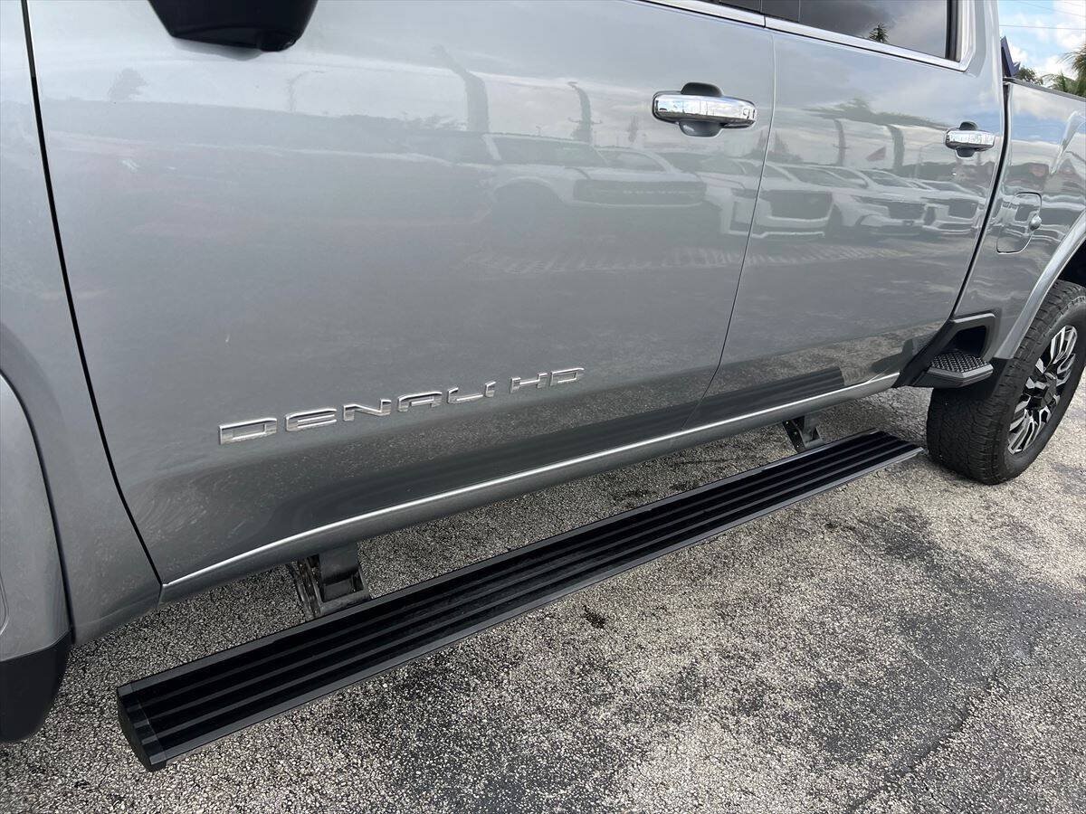 Used 2024 GMC Sierra 2500 Denali Ultimate AWD/4WD image 23