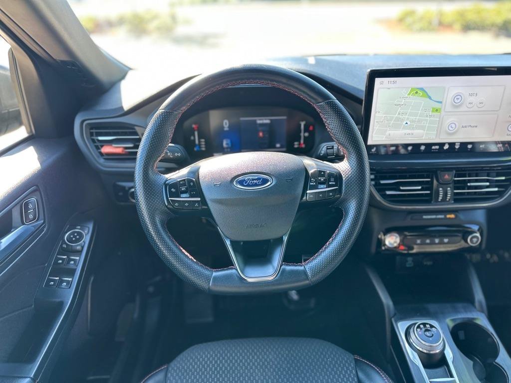 Used 2023 Ford Escape ST-Line w/ Tech Pack #1 AWD/4WD image 12