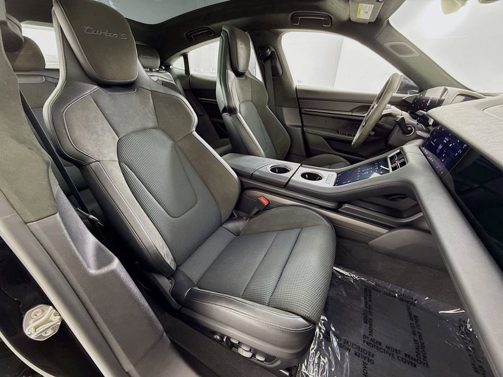 Certified 2022 Porsche Taycan Turbo S image 32