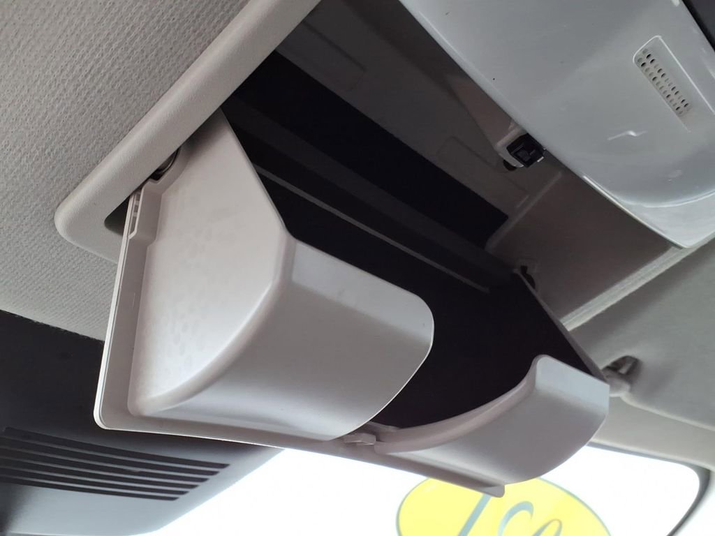 Used 2020 Nissan Sentra SV w/ Lighting Package image 25