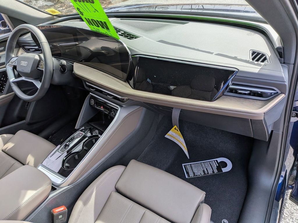 New 2025 Audi Q5 Premium Plus image 23