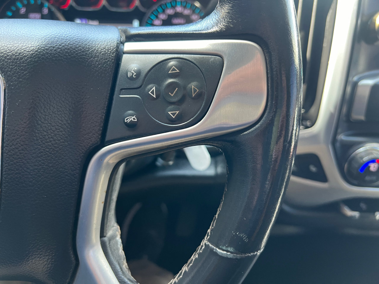 Used 2019 GMC Sierra 2500 SLT w/ Duramax Plus Package image 29