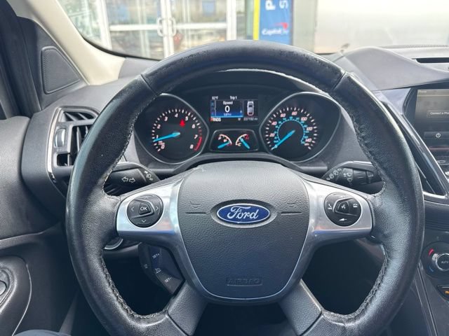 Used 2015 Ford Escape Titanium FWD image 10