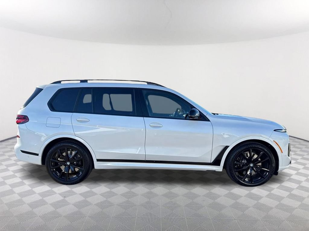 New 2026 BMW X7 M60i AWD/4WD image 4