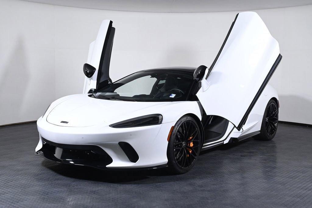 Used 2023 McLaren GT RWD image 19