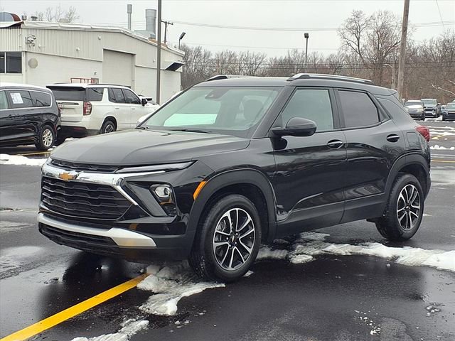 Used 2025 Chevrolet TrailBlazer LT