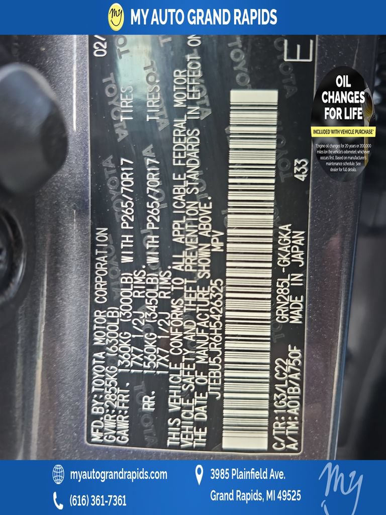 Used 2017 Toyota 4Runner TRD Off-Road Premium AWD/4WD image 35