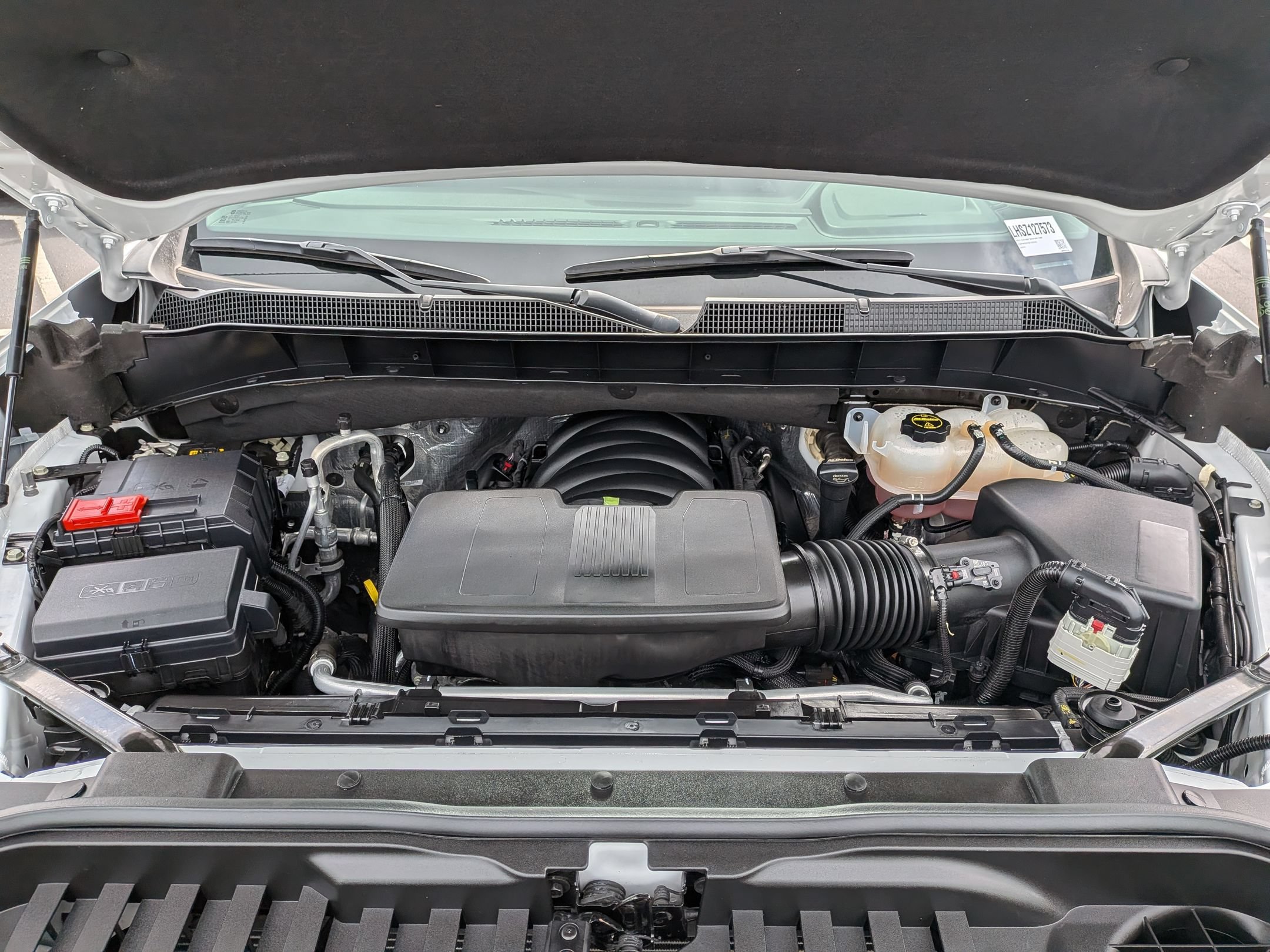 Used 2025 Chevrolet Silverado 1500 LT RWD image 39