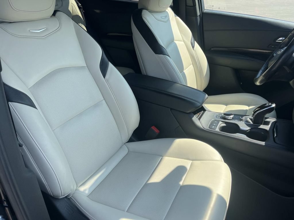 Used 2020 Cadillac XT4 Sport AWD/4WD image 23