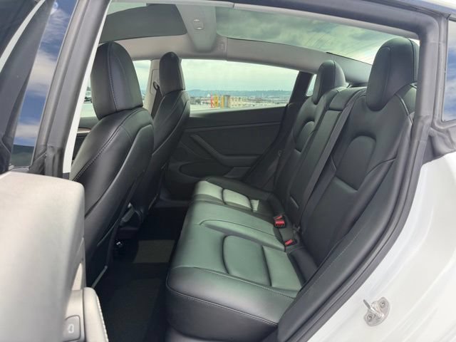 Used 2022 Tesla Model 3 Long Range AWD/4WD image 10