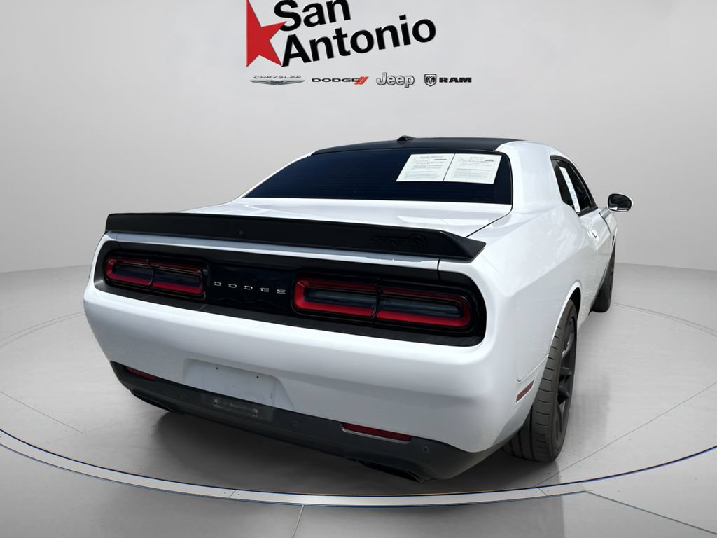 Used 2023 Dodge Challenger SRT Hellcat RWD image 16