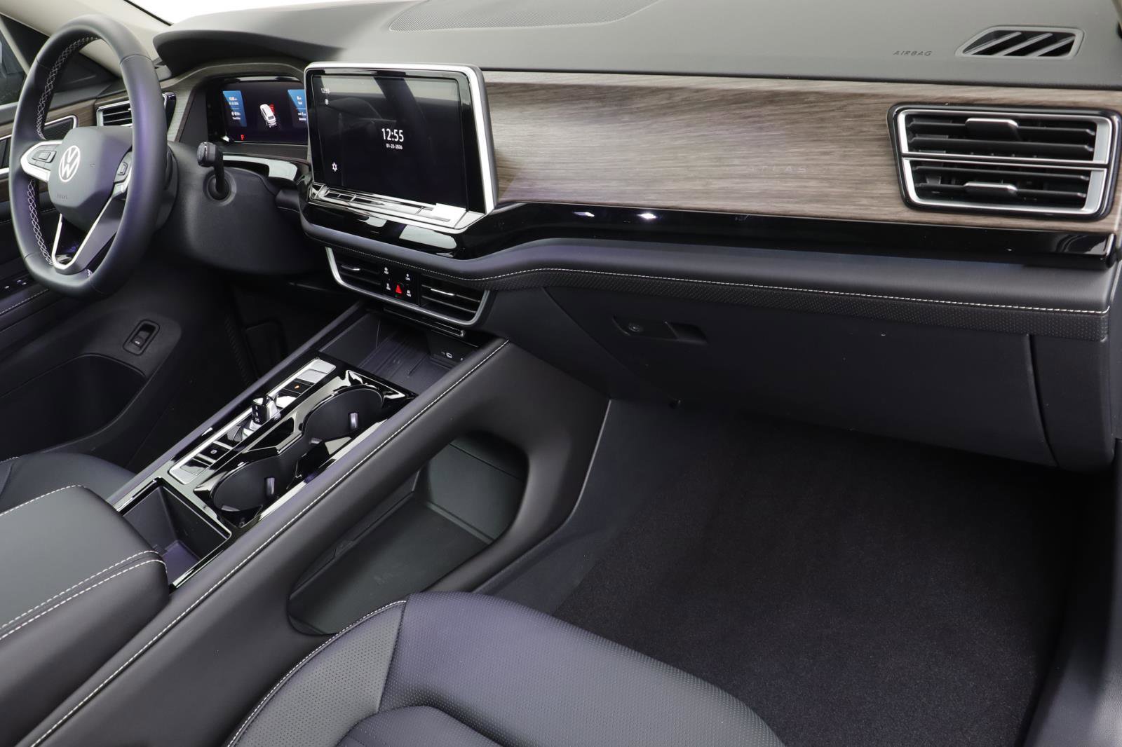 New 2026 Volkswagen Atlas SEL image 20