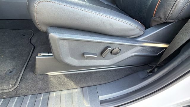 New 2026 Ford F350 Lariat w/ FX4 Off-Road Package image 23