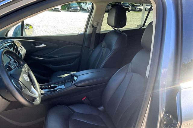 Used 2020 Buick Envision Essence AWD/4WD image 24