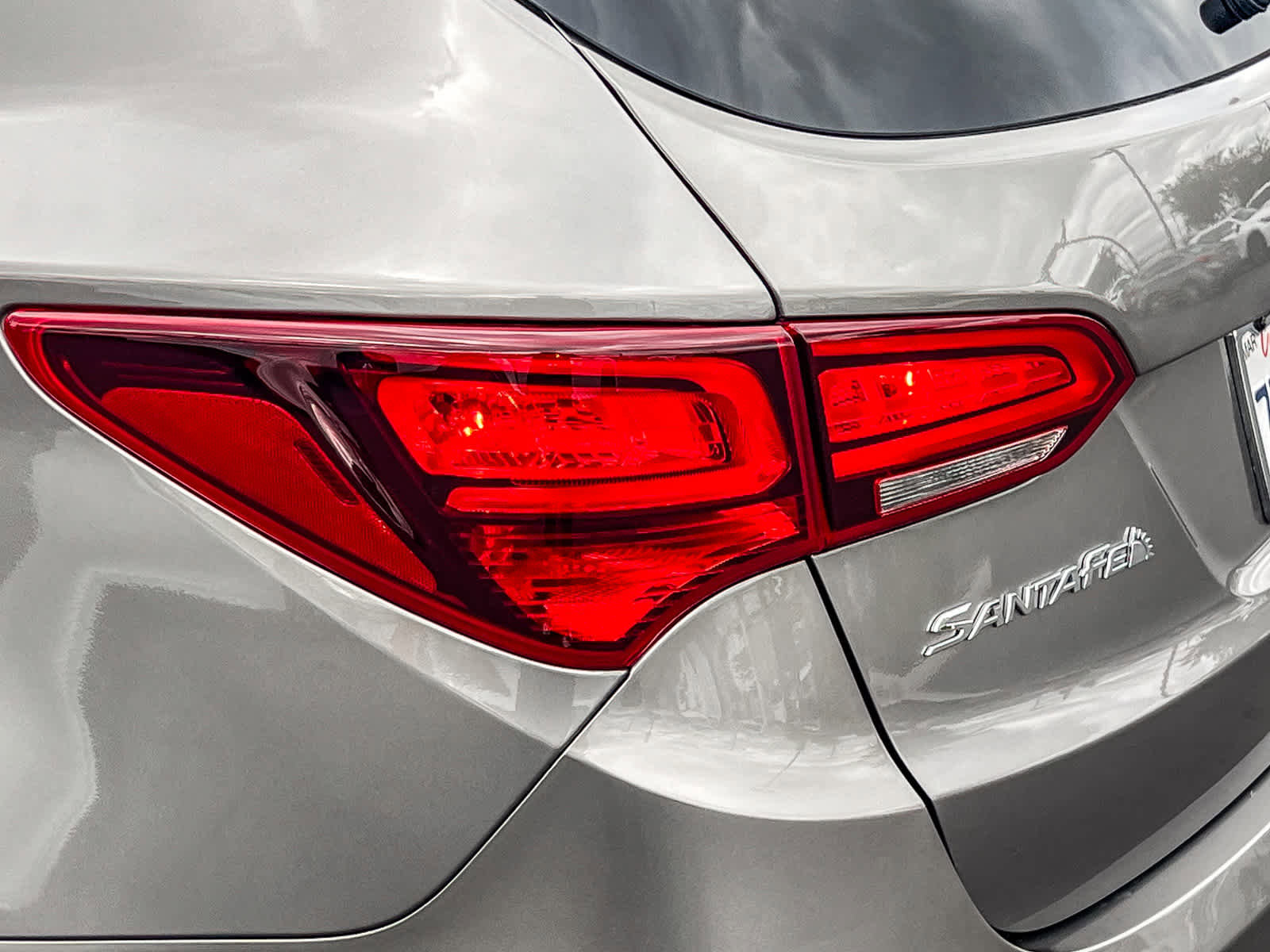 Used 2017 Hyundai Santa Fe Sport 2.0T image 8