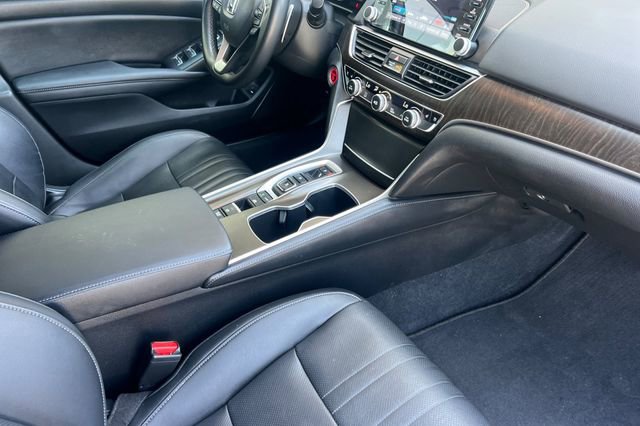 Used 2022 Honda Accord Touring image 19