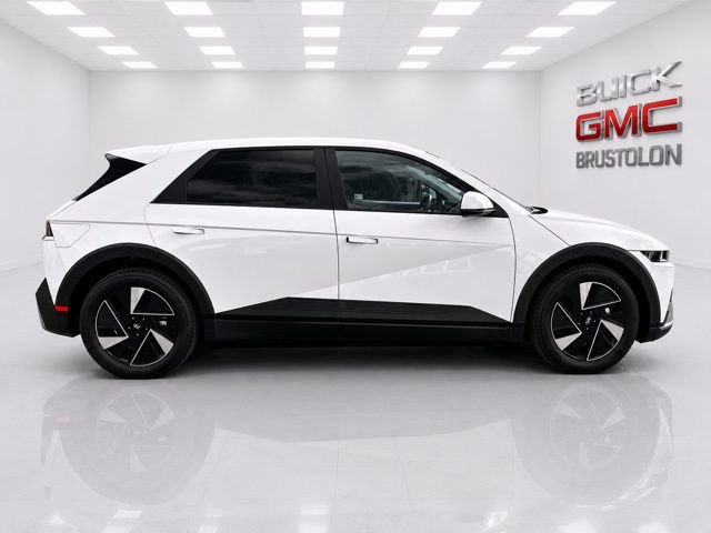 Used 2026 Hyundai Ioniq 5 SE AWD/4WD image 9