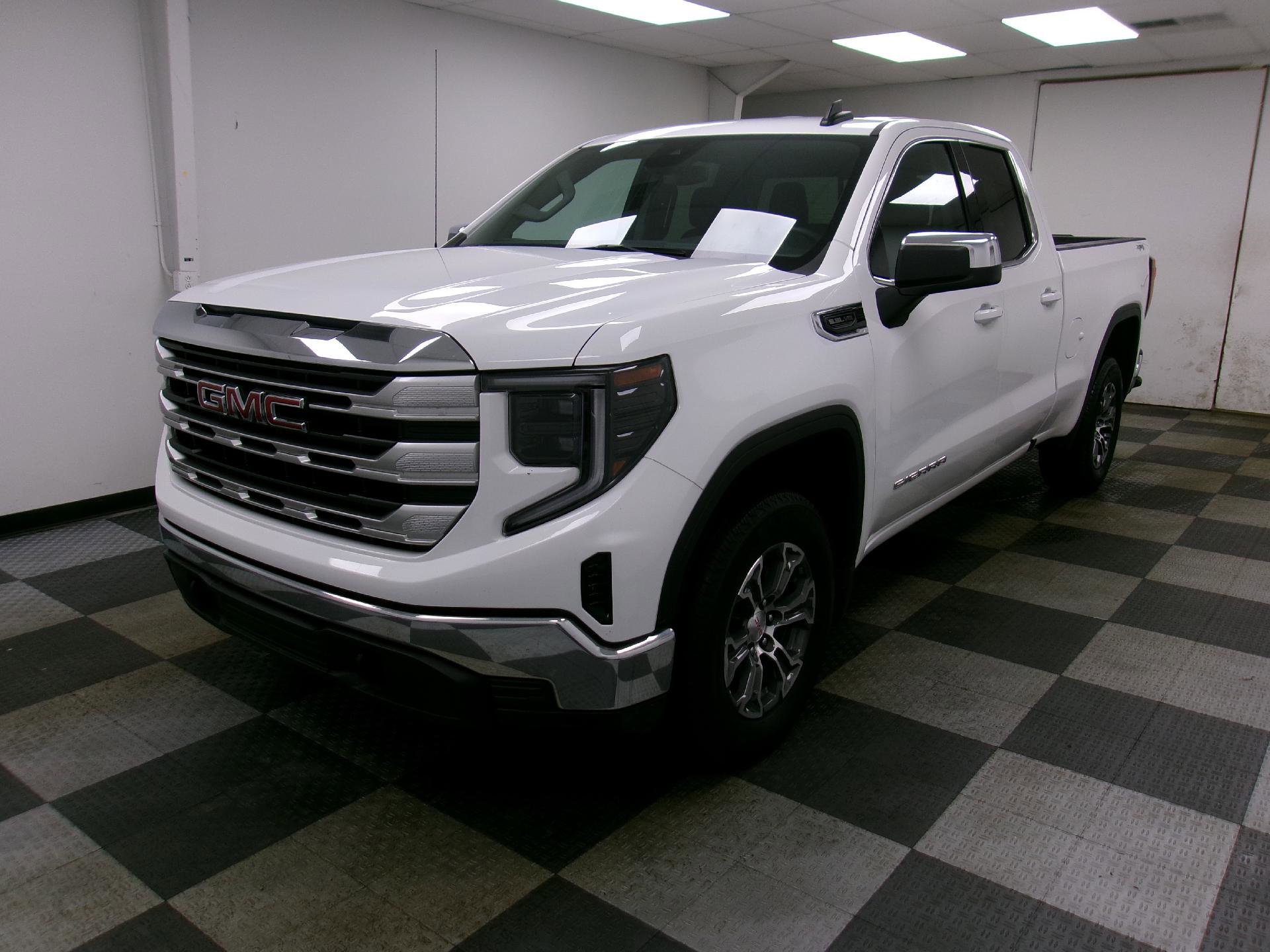 Used 2023 GMC Sierra 1500 SLE w/ Preferred Package