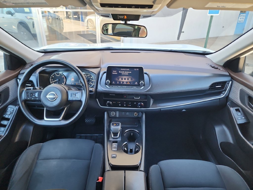Used 2023 Nissan Rogue S FWD image 15