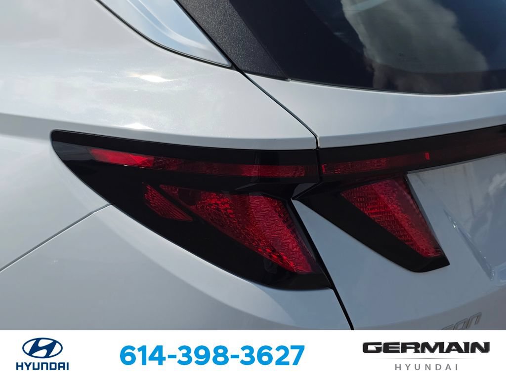 Certified 2025 Hyundai Tucson SE FWD image 16