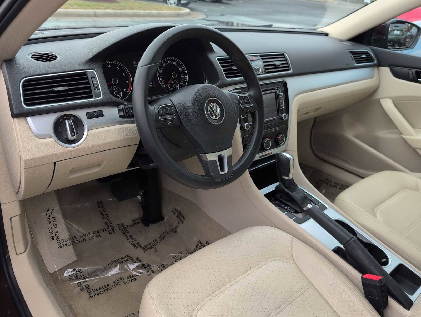 Used 2013 Volkswagen Passat 2.5 SE image 10