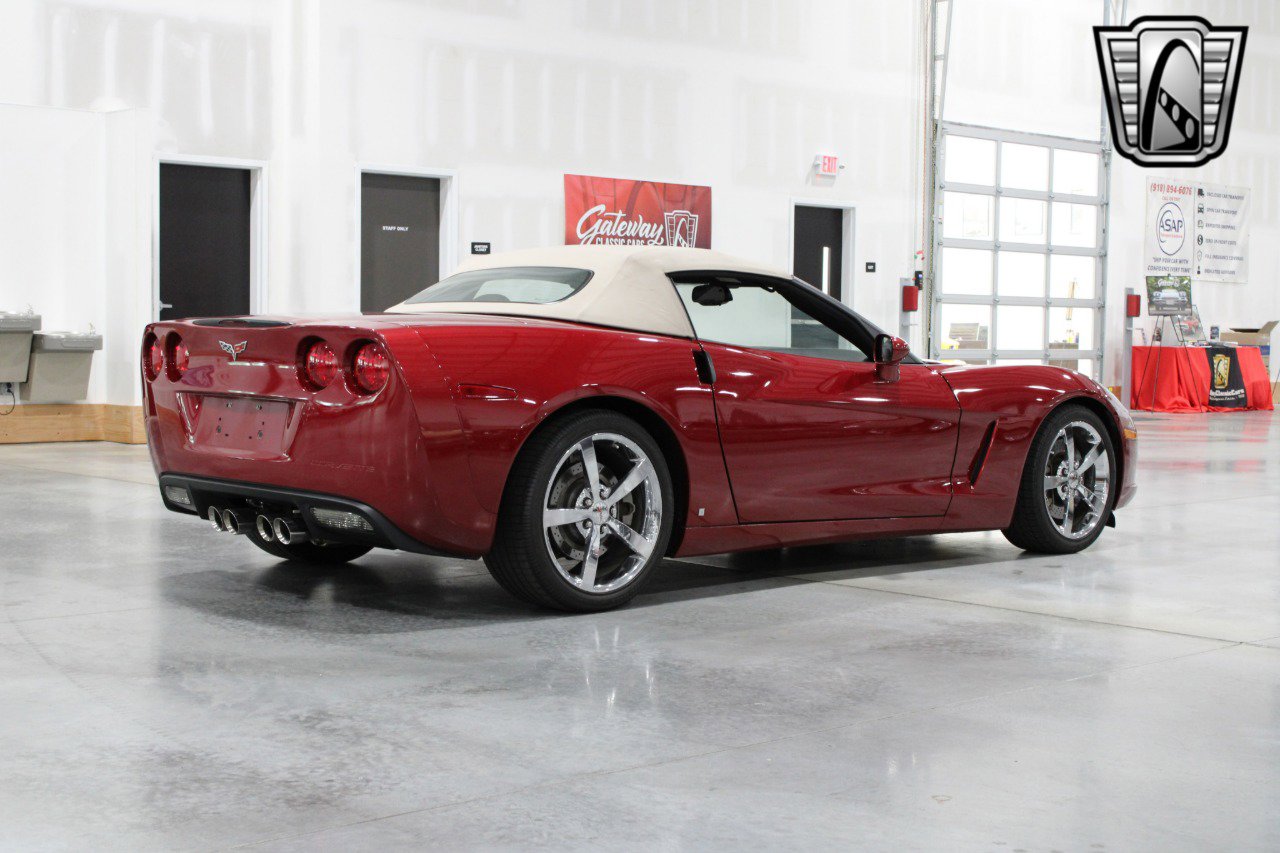 Used 2008 Chevrolet Corvette Convertible w/ Preferred Equipment Group image 13