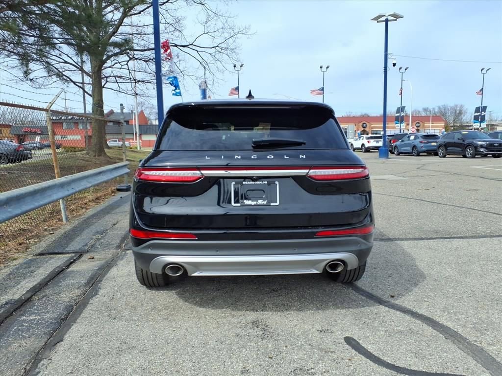 Used 2024 Lincoln Corsair AWD image 7