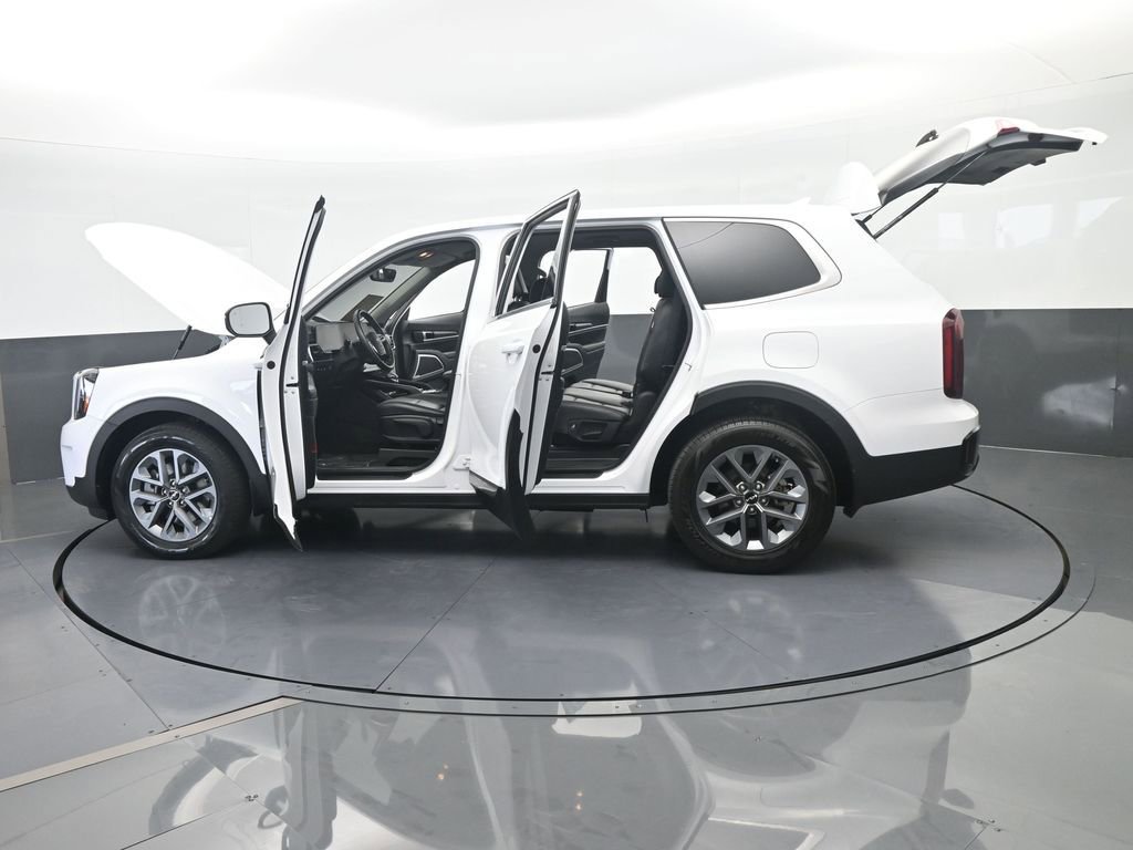 Used 2025 Kia Telluride LX FWD image 76