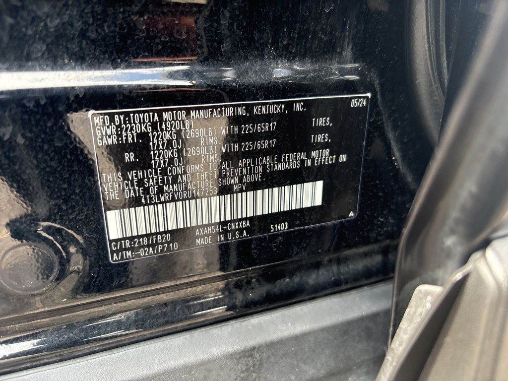 Used 2024 Toyota RAV4 LE AWD/4WD image 39