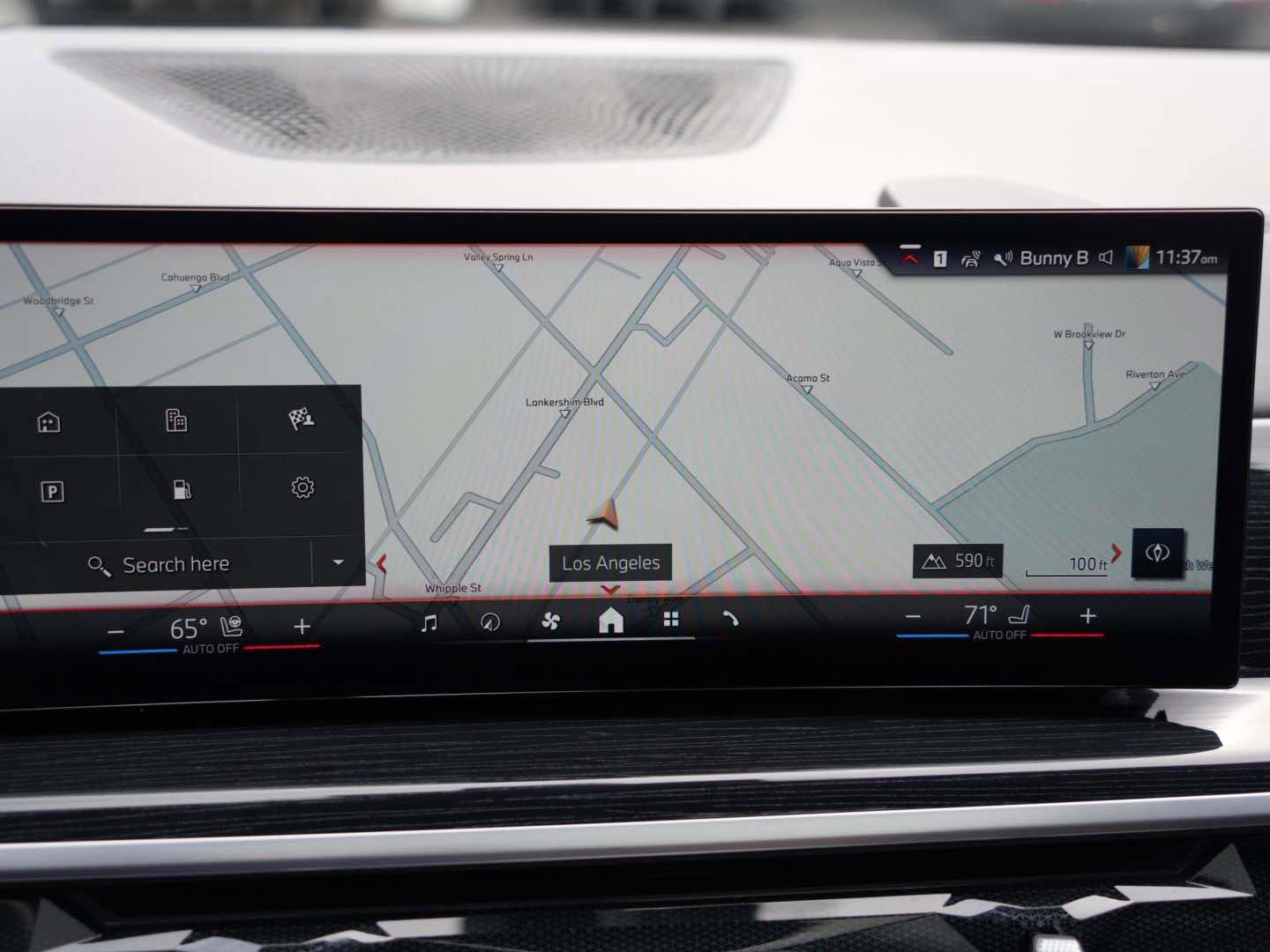 Certified 2024 BMW X5 xDrive50e w/ M Sport Package image 21