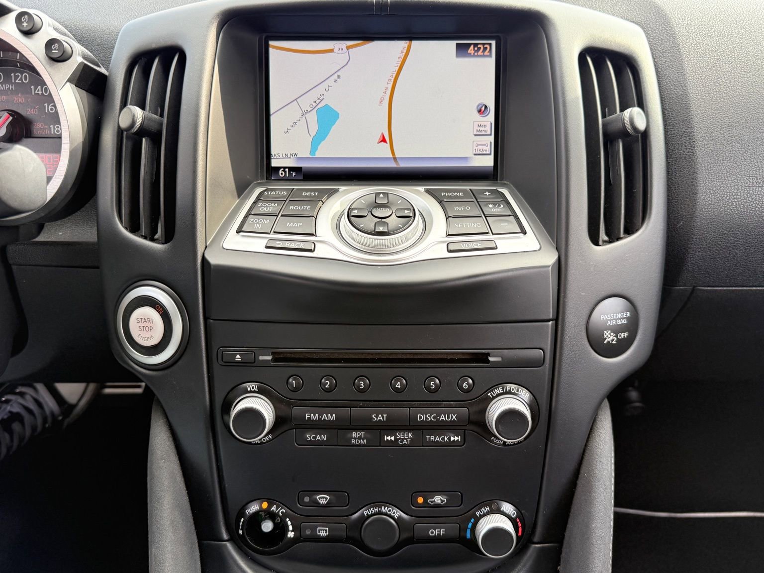 Used 2014 Nissan 370Z Touring w/ Sport Package image 27