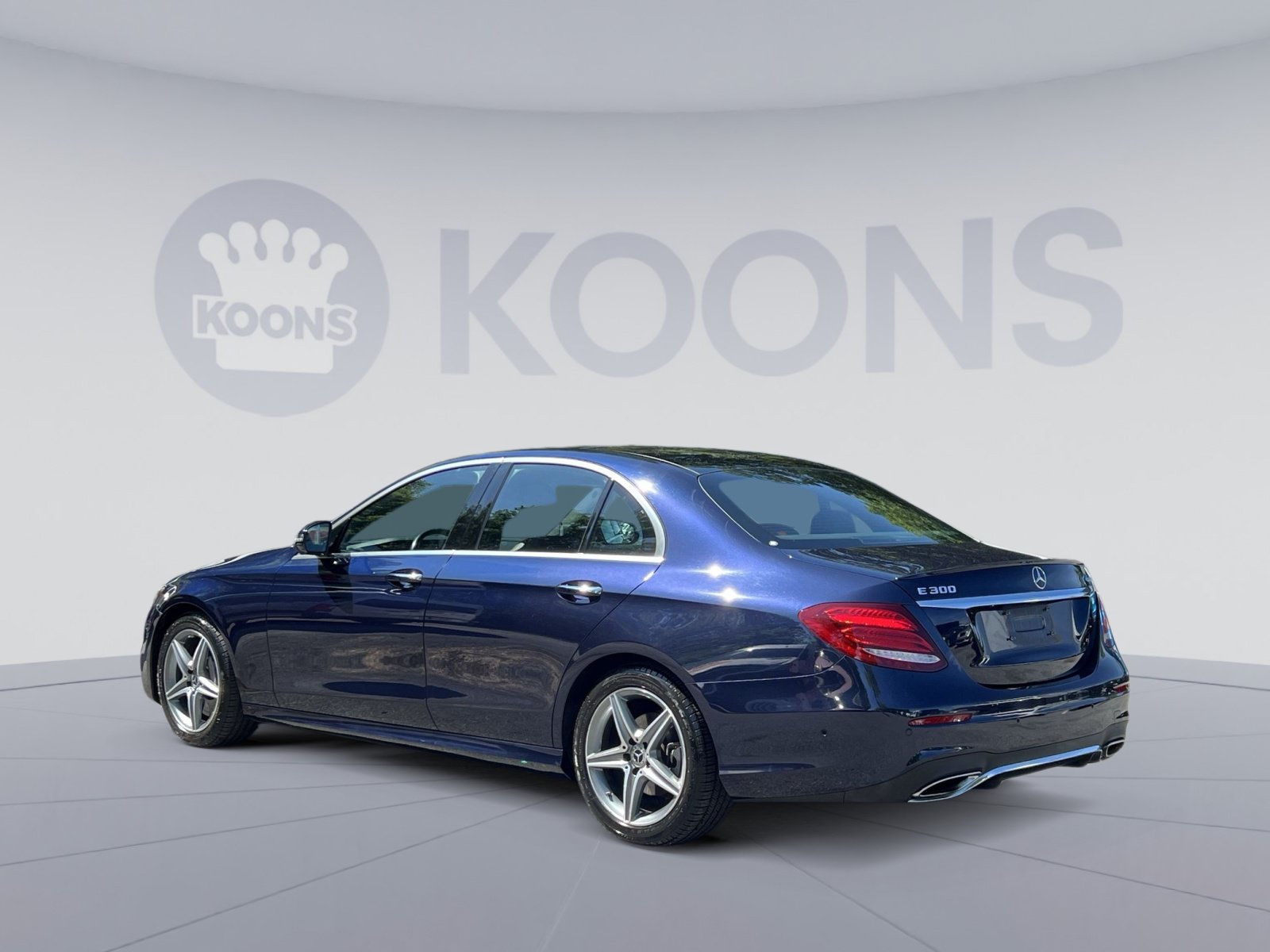 Used 2019 Mercedes-Benz E 300 4MATIC image 8