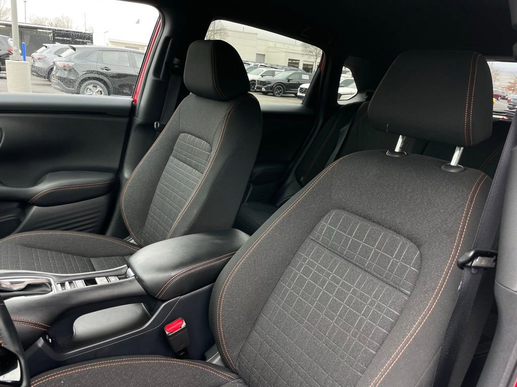 Certified 2025 Honda HR-V Sport image 25