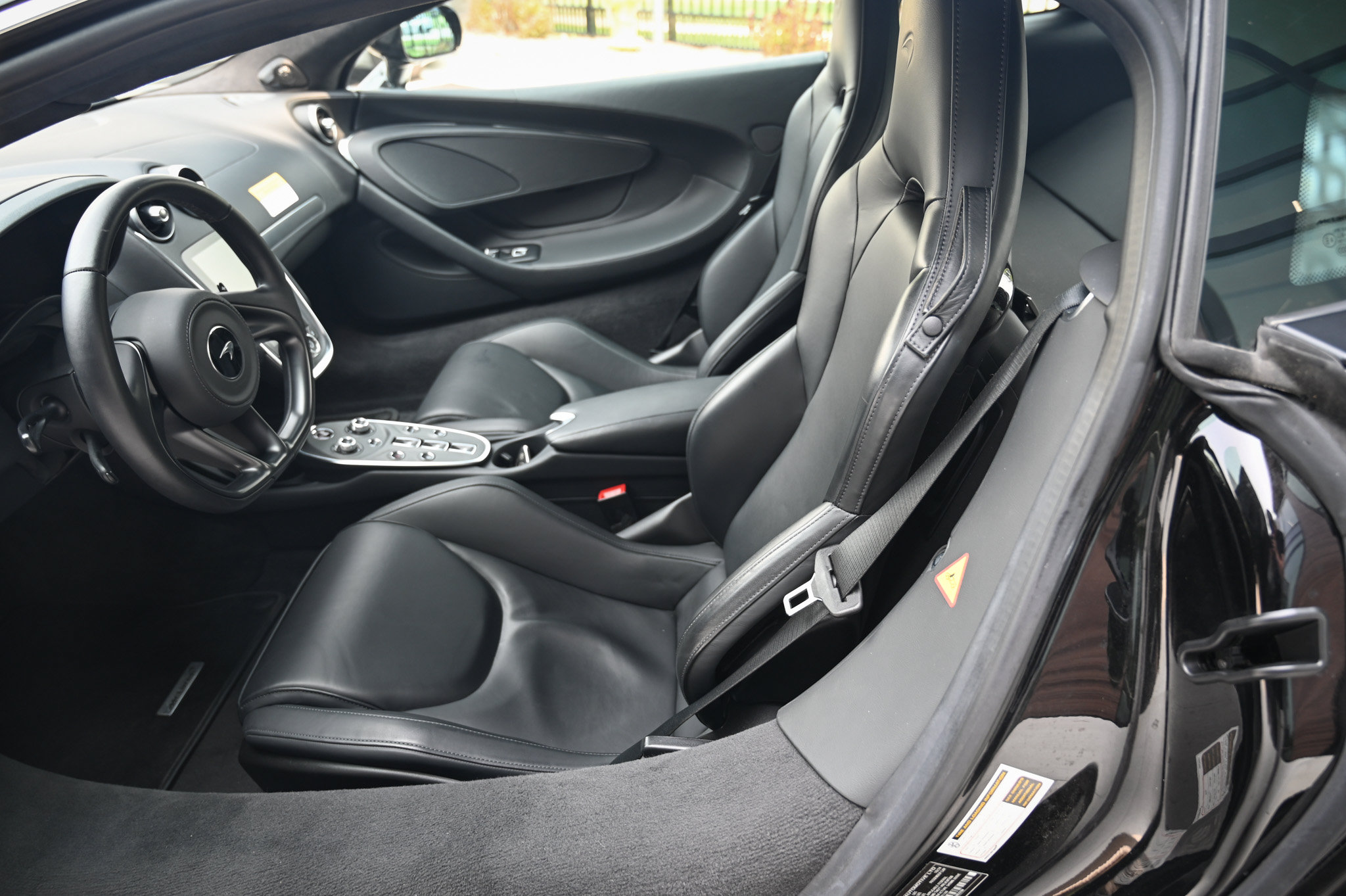 Used 2025 McLaren GTS RWD image 11