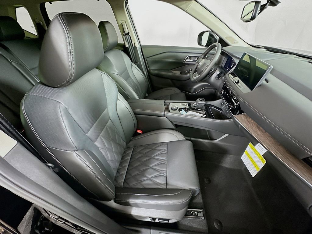 New 2026 Nissan Rogue Platinum w/ Platinum Premium Package image 37