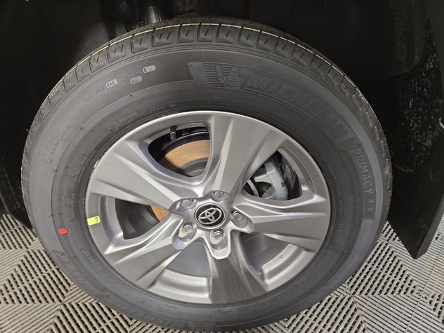 New 2025 Toyota RAV4 XLE image 12