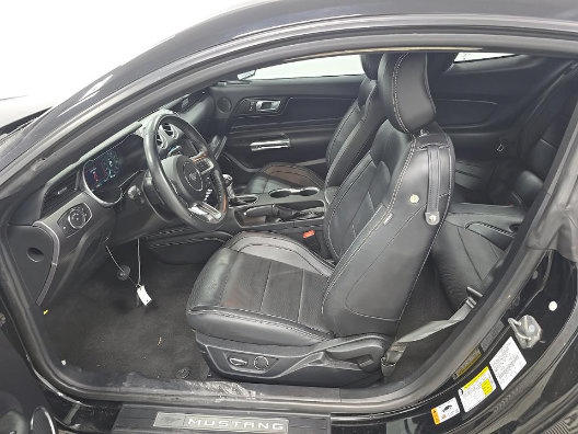Used 2019 Ford Mustang GT Premium w/ Equipment Group 401A RWD image 4