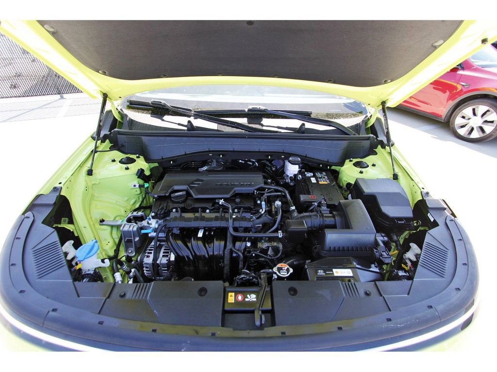 Used 2025 Hyundai Kona SEL image 32