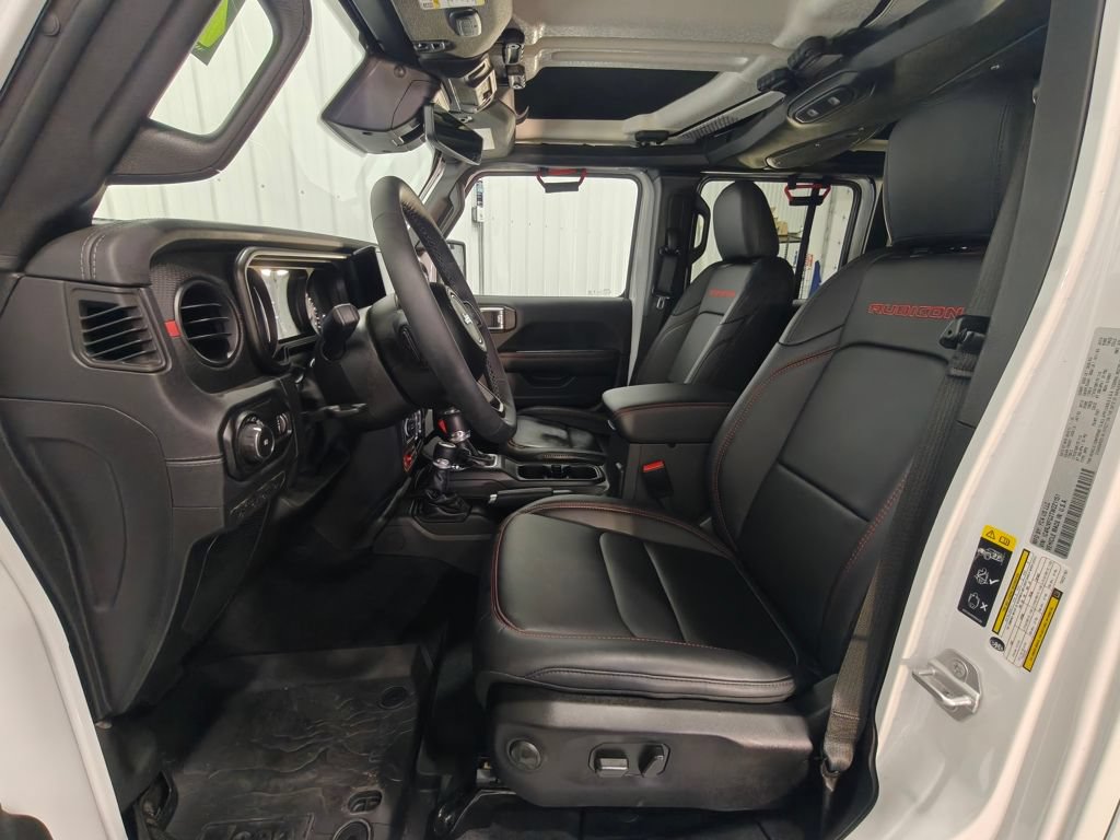 Used 2026 Jeep Wrangler Unlimited Rubicon AWD/4WD image 26