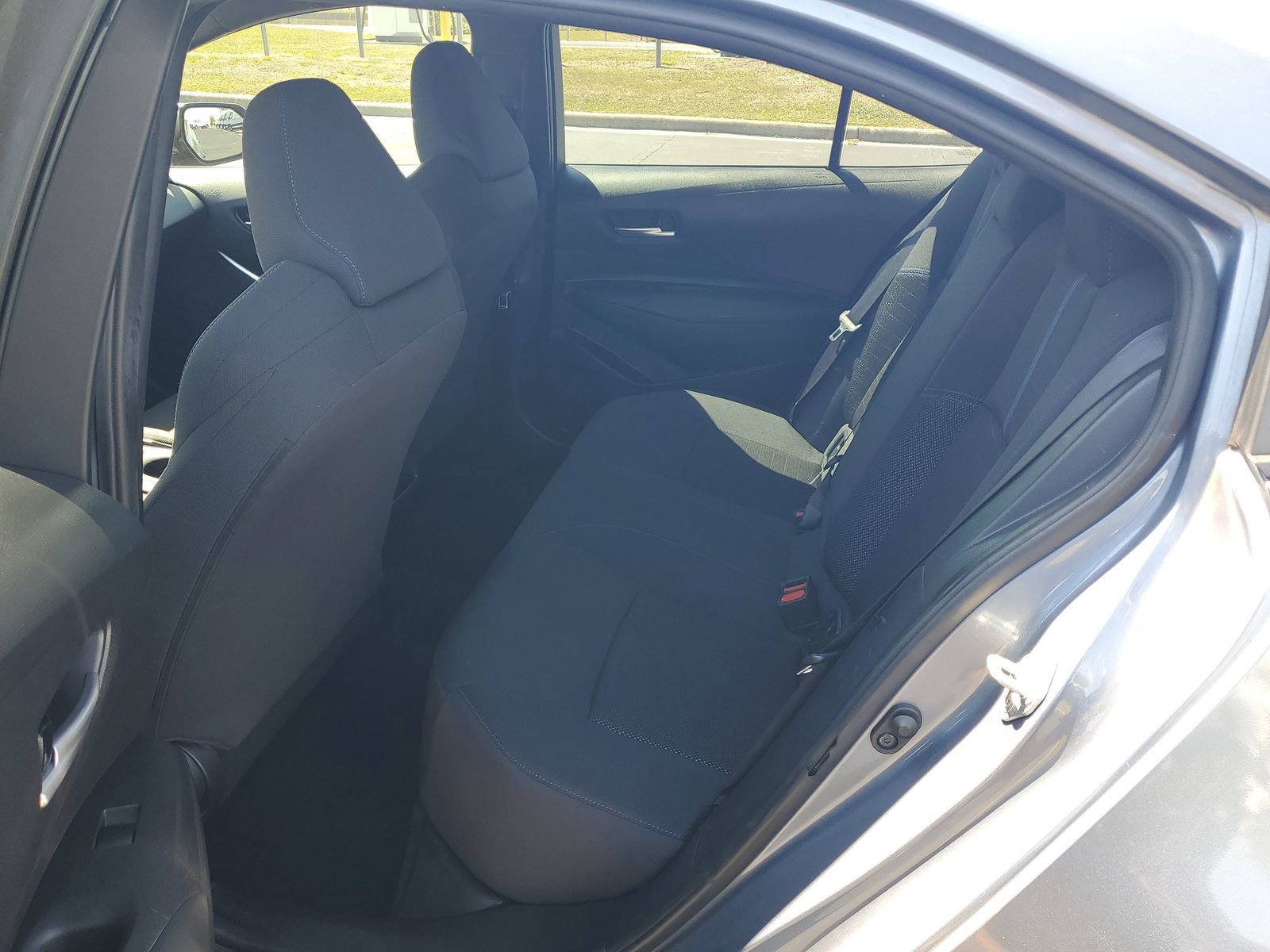 Used 2022 Toyota Corolla SE FWD image 11