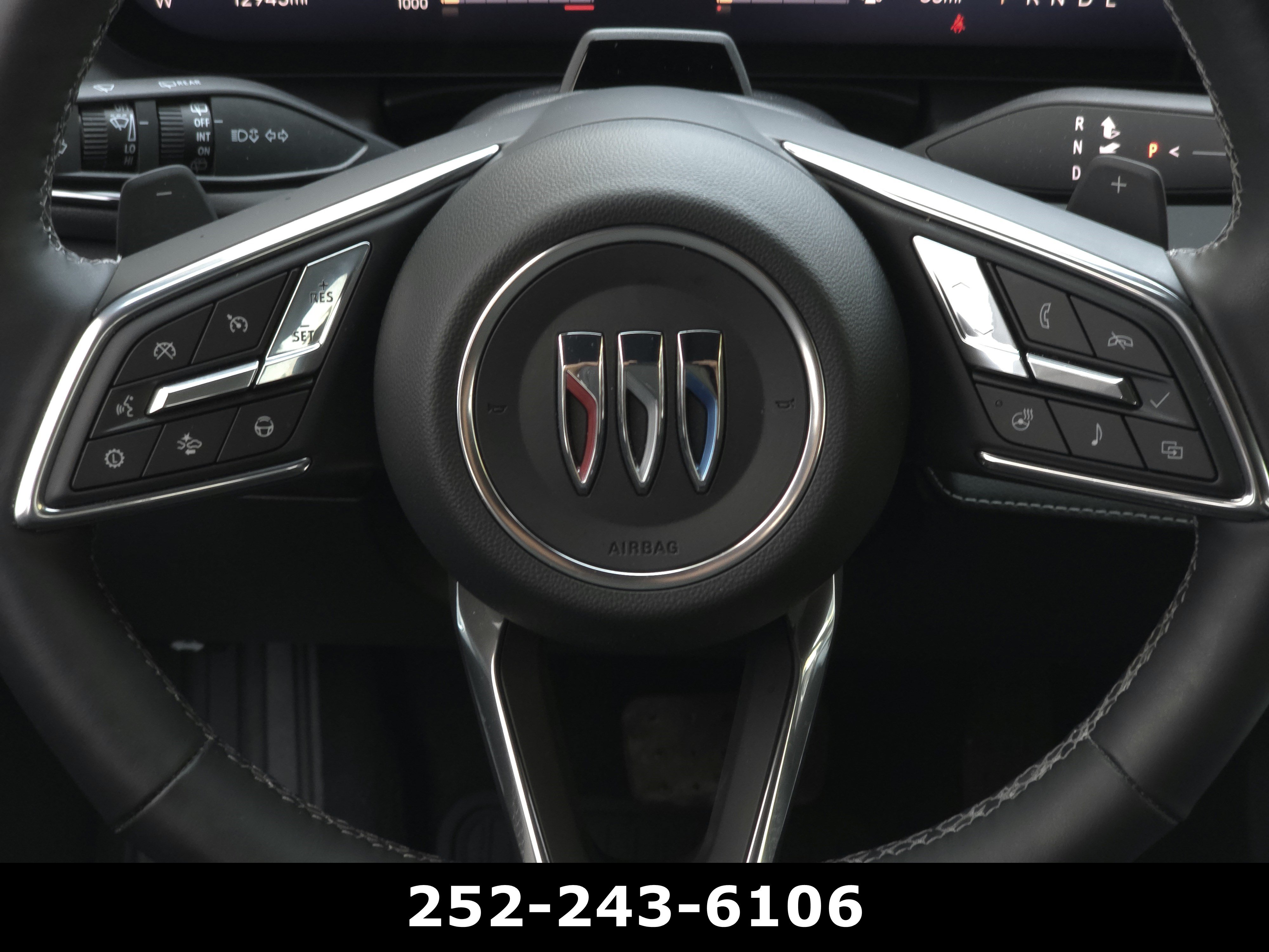 Used 2026 Buick Enclave Avenir w/ Super Cruise Package FWD image 25