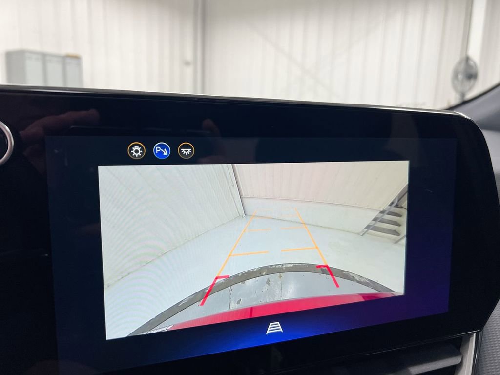 New 2026 Chevrolet Equinox LT image 16