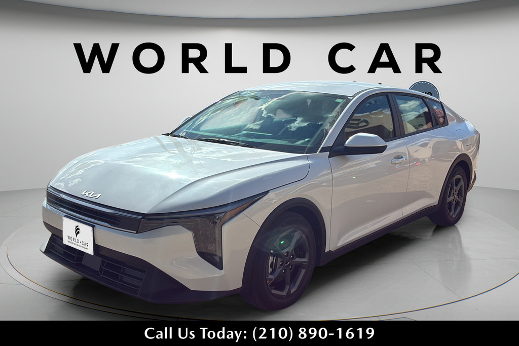 New 2026 Kia K4 FWD image 14