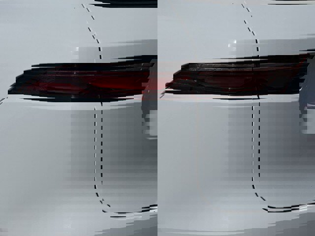 Used 2025 Jaguar F-PACE R-Dynamic S image 10