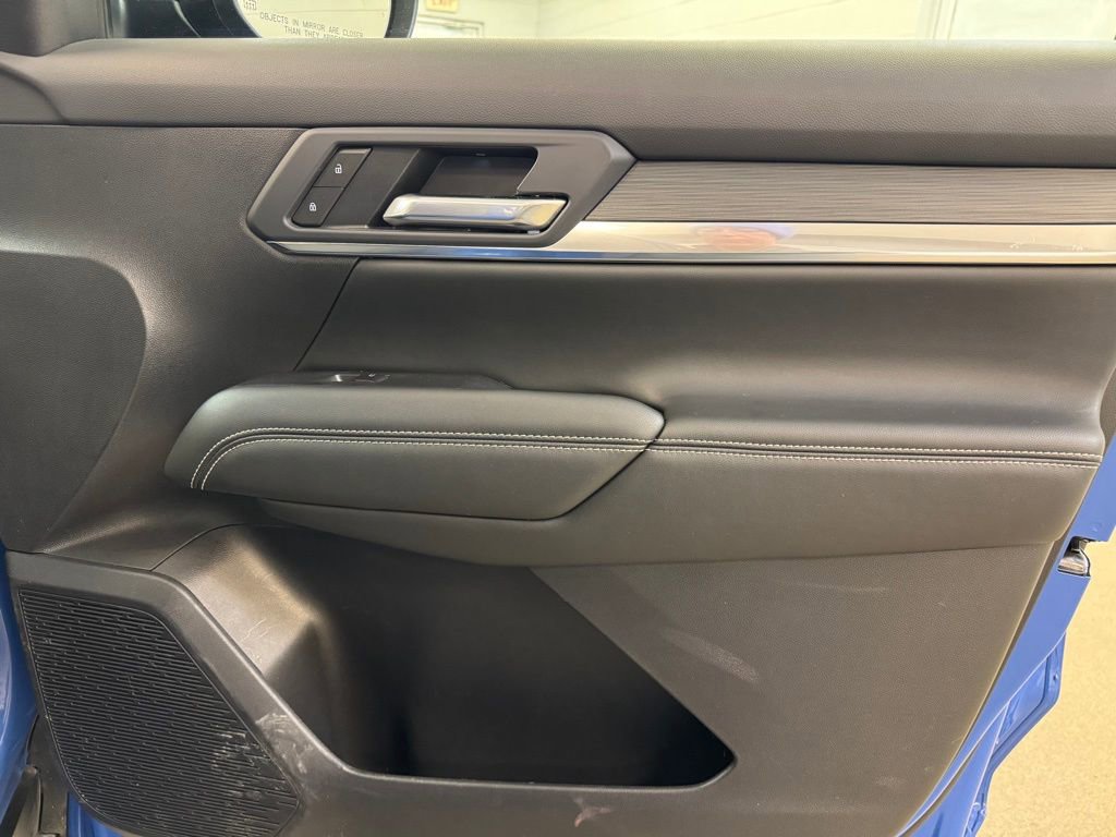 Used 2025 GMC Terrain Elevation image 27