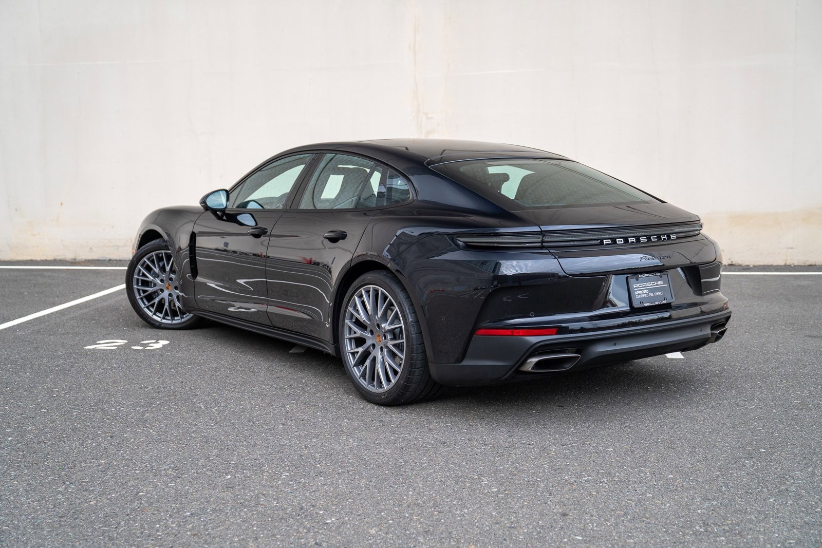 Used 2025 Porsche Panamera 4 image 3